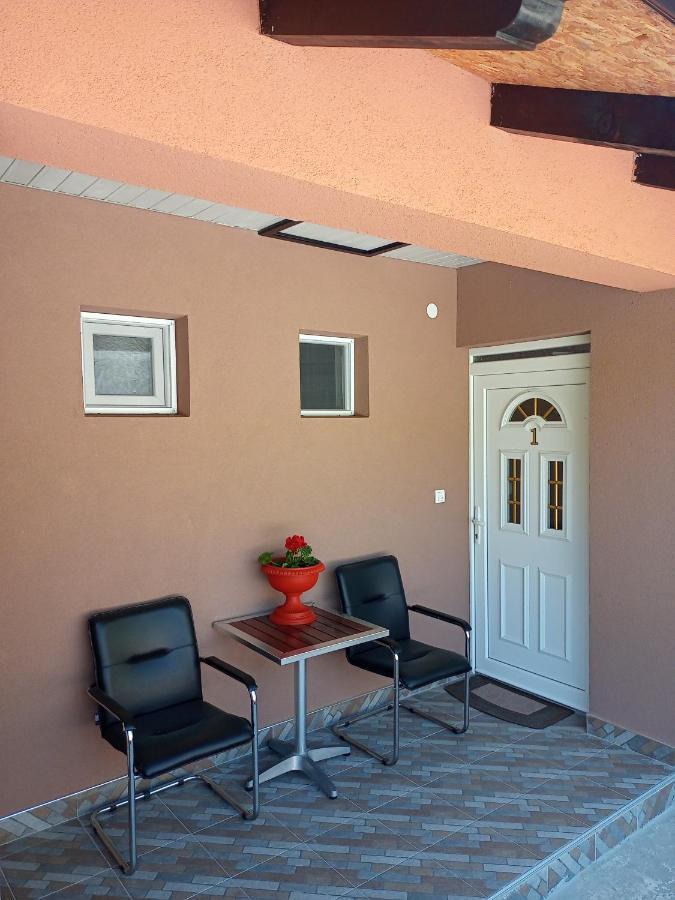 Apartmani Maksimovic موكرا غورا المظهر الخارجي الصورة